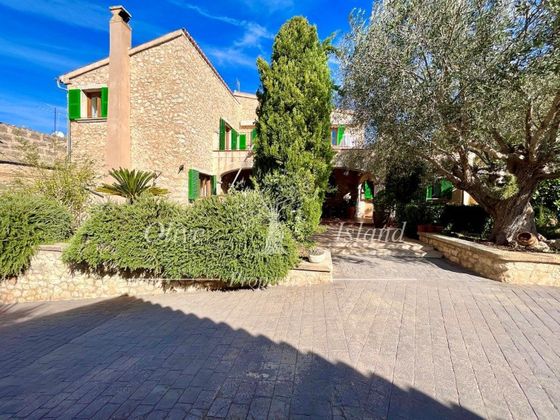 Foto 1 de Casa rural en venda a Montuïri de 5 habitacions amb terrassa i garatge