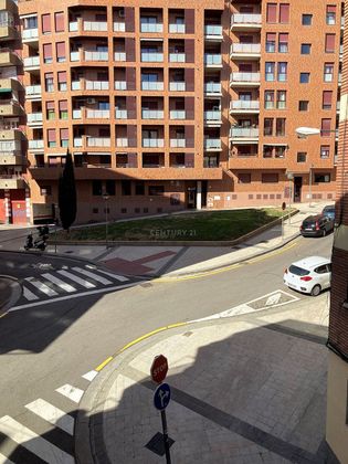 Foto 1 de Venta de piso en calle De Zaragoza la Vieja de 2 habitaciones con terraza y garaje