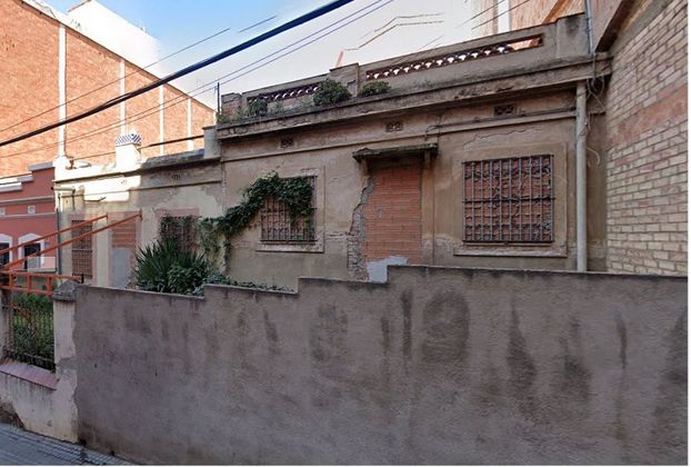 Foto 2 de Casa en venta en calle Dalt de la Ciutadella de 1 habitación y 160 m²