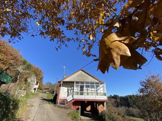 Foto 1 de Casa rural en venda a Cañiza (A) de 4 habitacions amb garatge i balcó