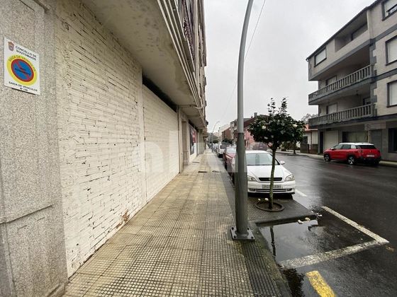 Foto 2 de Venta de local en calle Do Calvario de 324 m²