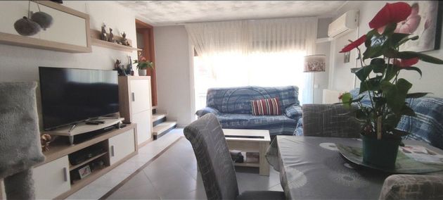 Foto 1 de Chalet en venta en Sant Celoni de 3 habitaciones con terraza y garaje