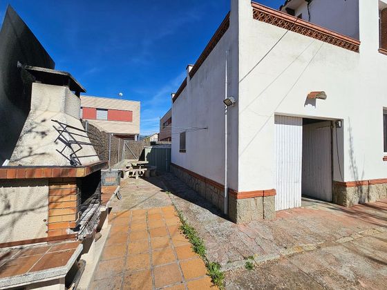 Foto 2 de Venta de chalet en Cardedeu de 4 habitaciones con terraza y garaje