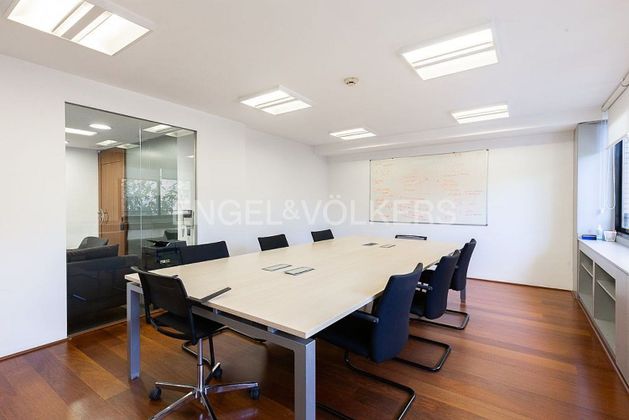 Foto 2 de Oficina en venda a Campanar de 539 m²