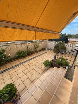 Foto 1 de Venta de piso en Castellbisbal de 4 habitaciones con terraza y calefacción