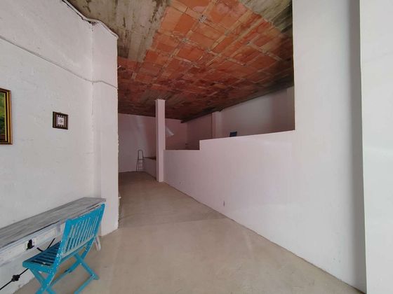 Foto 2 de Local en venta en Camino Viejo de Málaga con garaje