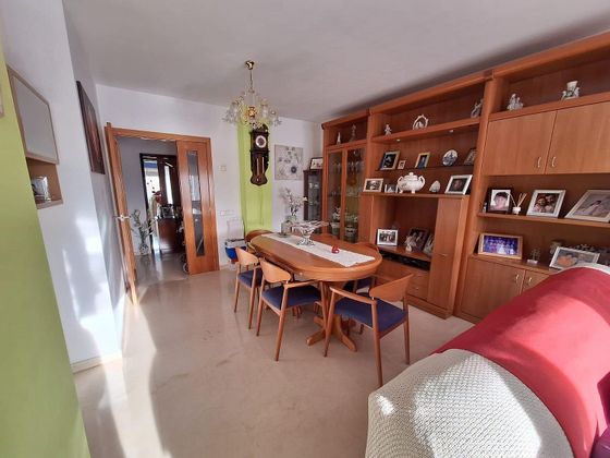 Foto 2 de Piso en venta en Centre - Castellar del Vallès de 4 habitaciones con balcón y calefacción