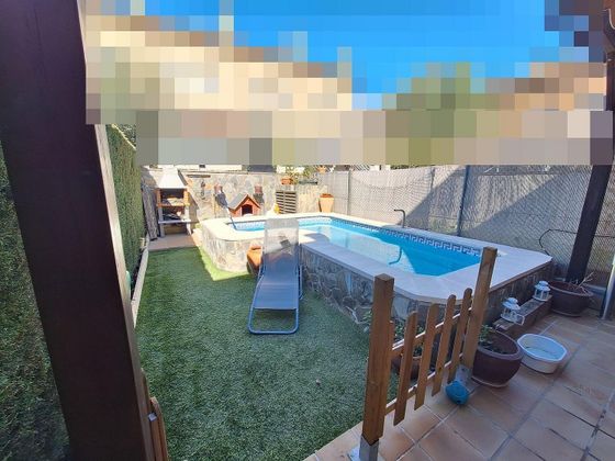 Foto 2 de Casa en venta en Centre - Castellar del Vallès de 3 habitaciones con terraza y piscina