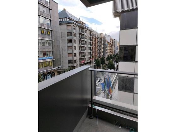 Foto 1 de Venta de piso en calle Gil de Jaz de 4 habitaciones con terraza y balcón
