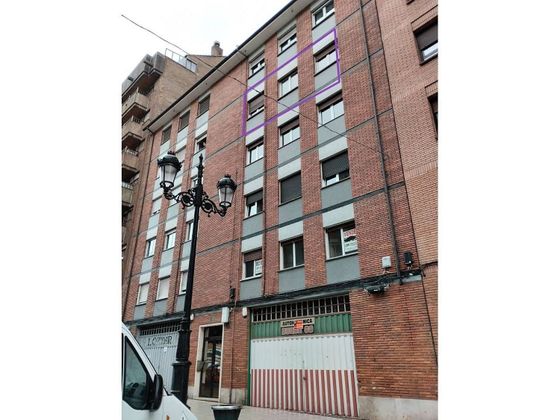 Foto 1 de Pis en venda a avenida Torrelavega de 3 habitacions amb calefacció i ascensor