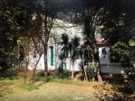 Foto 1 de Xalet en venda a Centro - Chiva de 10 habitacions amb terrassa i piscina