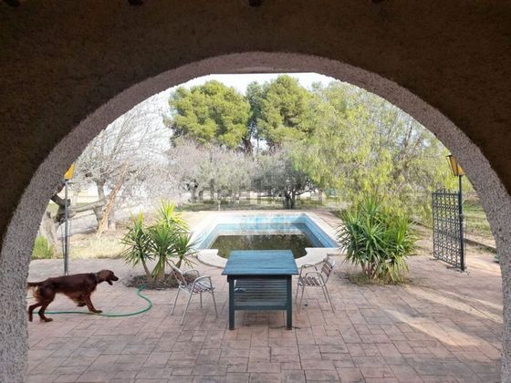Foto 2 de Xalet en venda a Cheste de 3 habitacions amb terrassa i piscina