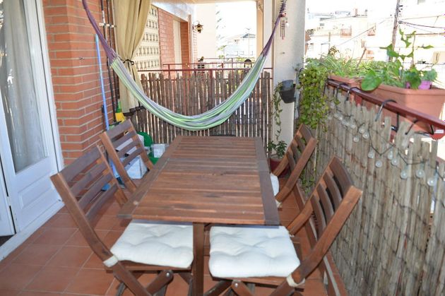 Foto 2 de Pis en venda a Residencial de 2 habitacions amb terrassa i balcó
