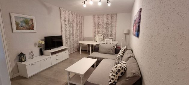 Foto 1 de Piso en alquiler en Segur Platja de 2 habitaciones con terraza y muebles