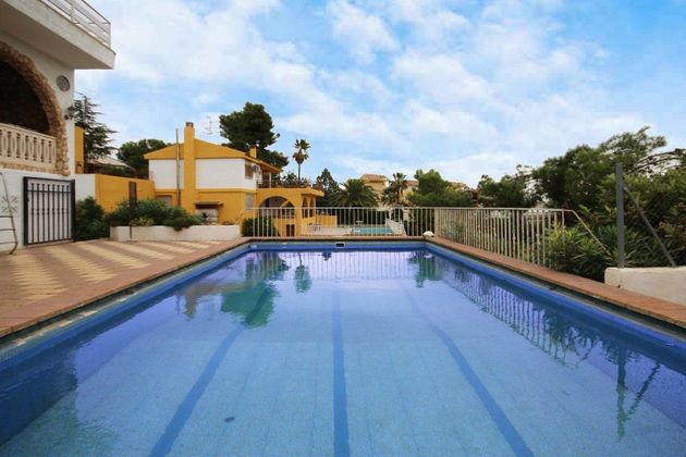 Foto 1 de Xalet en venda a Sierra Perenchiza - Cumbres de Calicanto - Santo Domingo de 5 habitacions amb terrassa i piscina