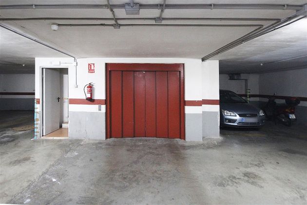 Foto 2 de Venta de garaje en Camí Reial de 15 m²