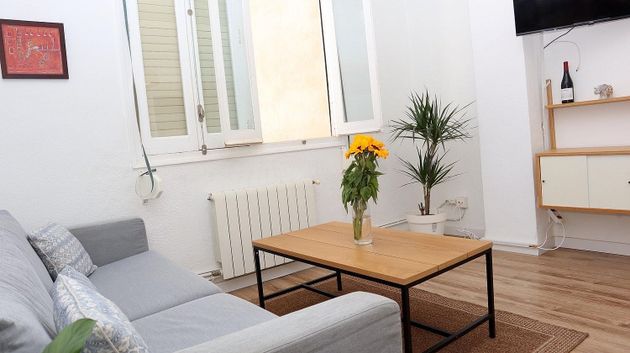 Foto 2 de Piso en venta en Nou Moles de 3 habitaciones con balcón y aire acondicionado