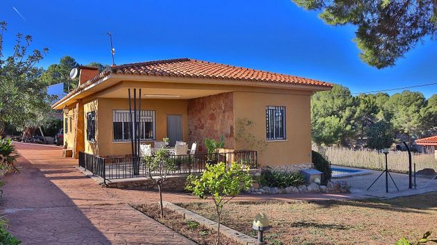 Foto 1 de Casa rural en venda a Las Pedrizas de 4 habitacions amb terrassa i piscina