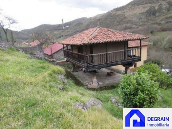 Foto 2 de Venta de casa en Ribera de Arriba de 2 habitaciones con jardín