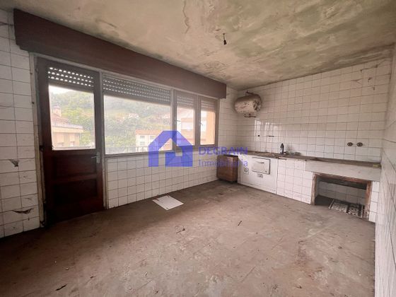 Foto 2 de Casa en venda a Ribera de Arriba de 8 habitacions amb terrassa i garatge