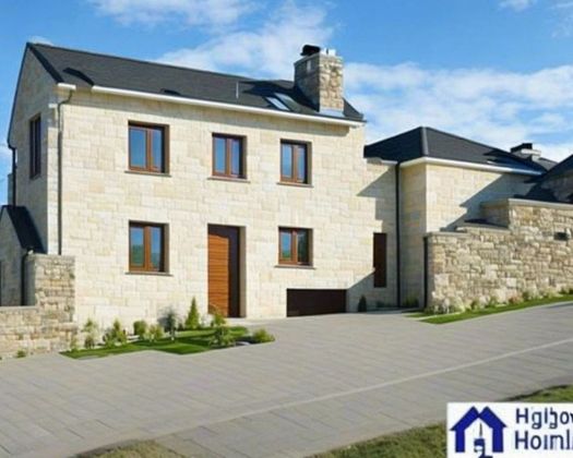 Foto 1 de Casa en venda a Franco (El) de 4 habitacions i 154 m²