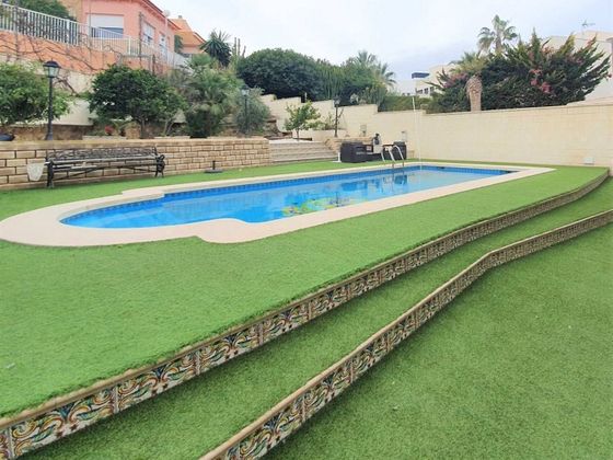 Foto 2 de Casa en venta en Cabo de las Huertas de 5 habitaciones con terraza y piscina