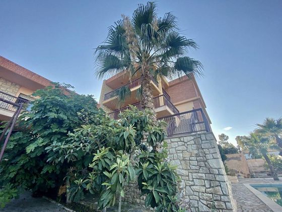 Foto 2 de Casa en venda a Vistahermosa de 9 habitacions amb terrassa i piscina