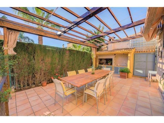 Foto 1 de Casa en venta en Cabo de las Huertas de 5 habitaciones con terraza y piscina