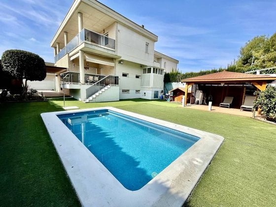 Foto 2 de Casa en venda a La Huerta de 4 habitacions amb terrassa i piscina