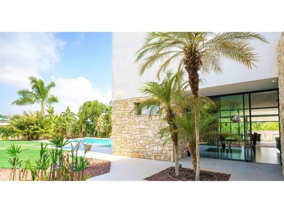 Foto 1 de Casa en venda a Centro - Mutxamel/Muchamiel de 6 habitacions amb terrassa i piscina