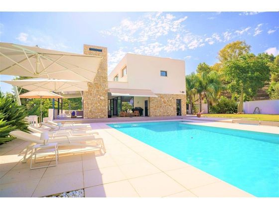 Foto 2 de Casa en venda a Centro - Mutxamel/Muchamiel de 6 habitacions amb terrassa i piscina