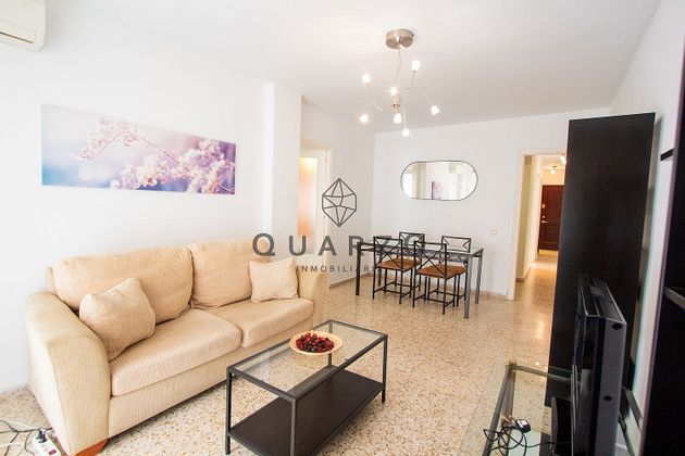 Foto 1 de Piso en alquiler en León de 3 habitaciones con terraza y muebles