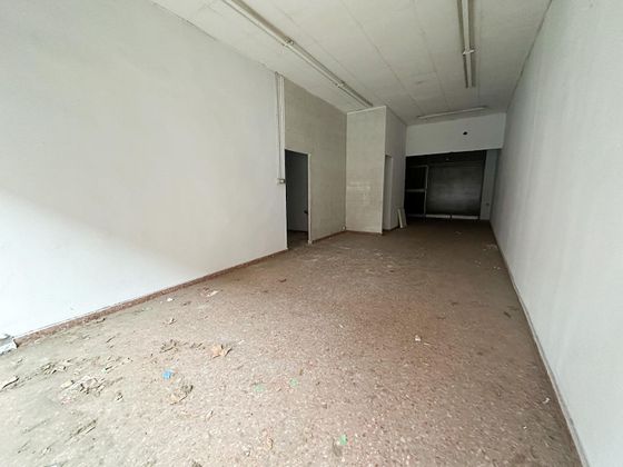 Foto 1 de Alquiler de local en Benicalap de 52 m²