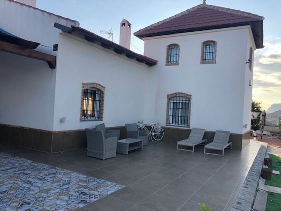 Foto 1 de Casa en venda a Callosa de Segura de 4 habitacions amb terrassa i piscina