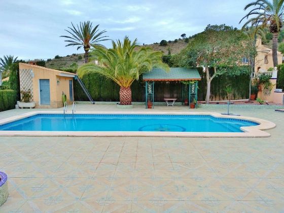Foto 1 de Casa en venta en Campello Pueblo de 4 habitaciones con terraza y piscina