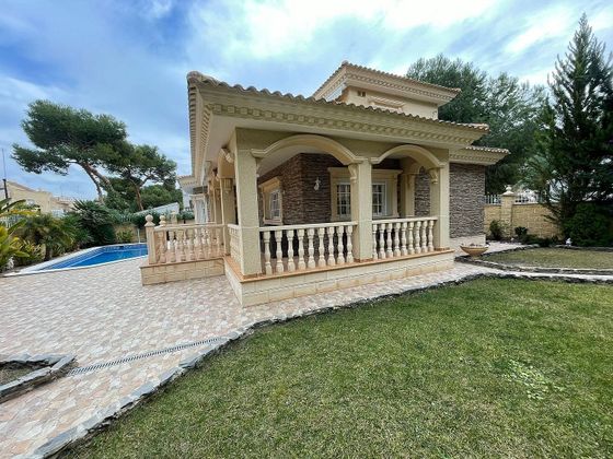 Foto 1 de Xalet en venda a Playa del Cura de 3 habitacions amb terrassa i piscina