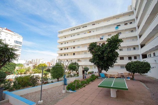 Foto 2 de Pis en venda a Nueva Torrevieja - Aguas Nuevas de 1 habitació amb terrassa i piscina