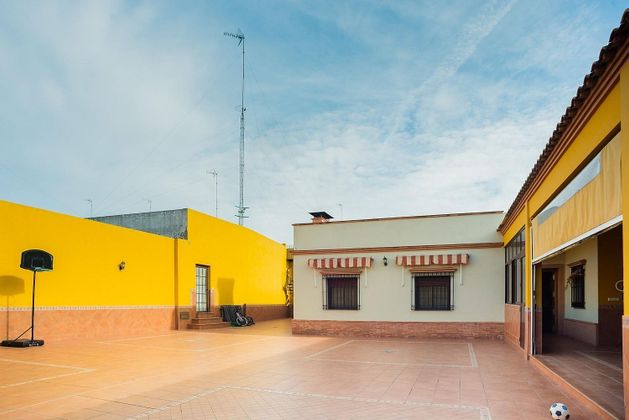 Foto 2 de Pis en venda a Centro - Alcalá de Guadaira de 3 habitacions amb aire acondicionat i calefacció