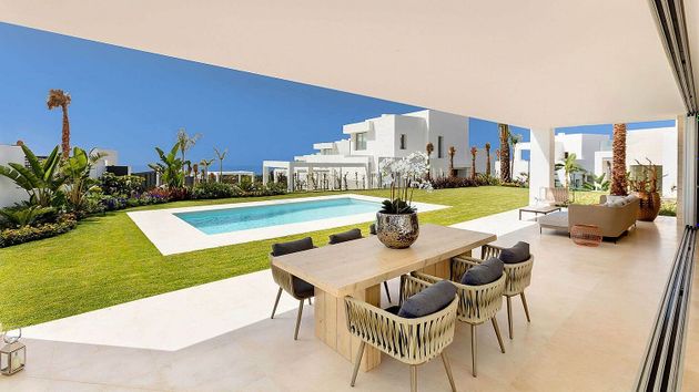 Foto 2 de Chalet en venta en Río Real de 3 habitaciones con terraza y piscina