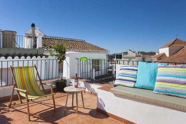Foto 2 de Xalet en venda a plaza Almijara de 5 habitacions amb terrassa i balcó