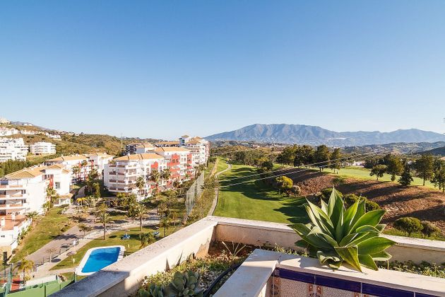 Foto 2 de Àtic en venda a Riviera del Sol de 3 habitacions amb terrassa i piscina
