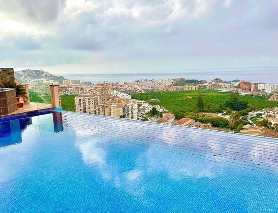 Foto 2 de Xalet en venda a Almuñecar de 7 habitacions amb terrassa i piscina