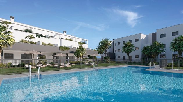 Foto 1 de Piso en venta en calle Segismundo Moret de 2 habitaciones con terraza y piscina