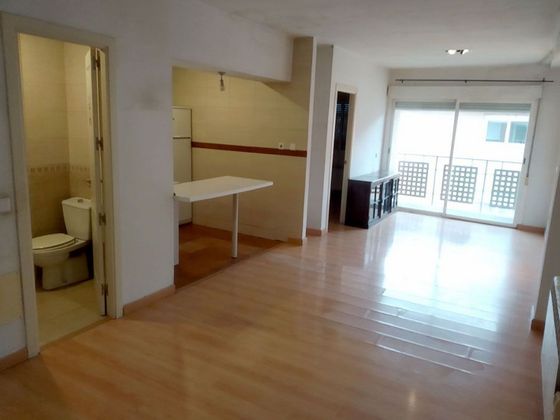 Foto 2 de Venta de piso en Villalba Estación de 1 habitación con terraza y garaje
