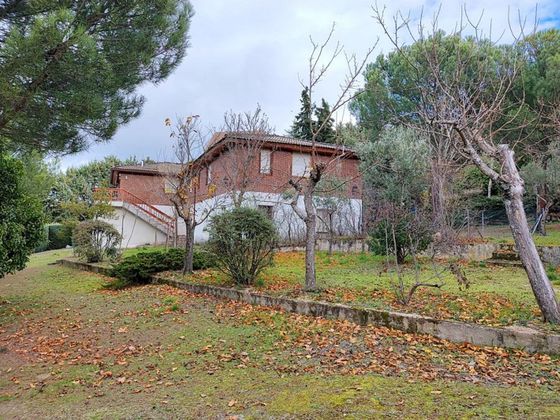 Foto 1 de Xalet en venda a Fontenebro - Altavista de 6 habitacions amb terrassa i piscina