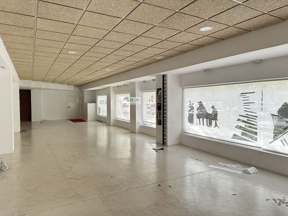 Foto 2 de Alquiler de local en calle Cineasta Carlos Saura de 173 m²