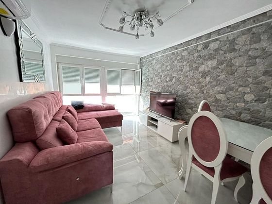Foto 1 de Piso en venta en Puerta bonita de 3 habitaciones con terraza y aire acondicionado