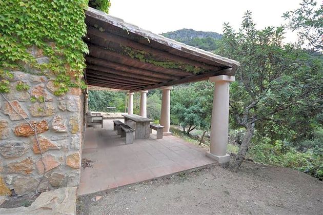 Foto 2 de Casa rural en venda a Casares de 3 habitacions amb jardí