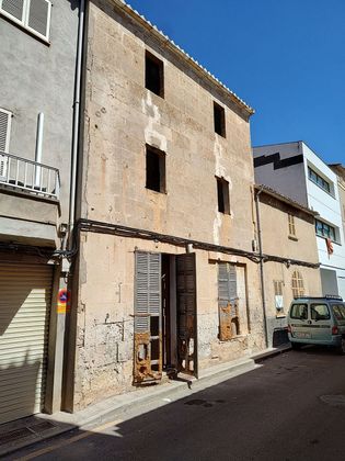 Foto 1 de Venta de edificio en calle Pou de Sa Garriga con piscina