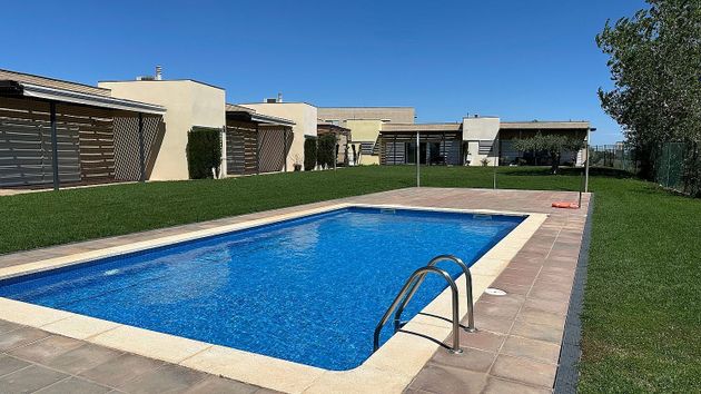 Foto 2 de Casa en venda a Ampolla, l´ de 3 habitacions amb terrassa i piscina